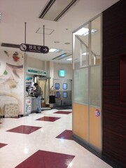 赤ちゃんふらっと エコルマ１内Odakyu OX狛江店　室内1