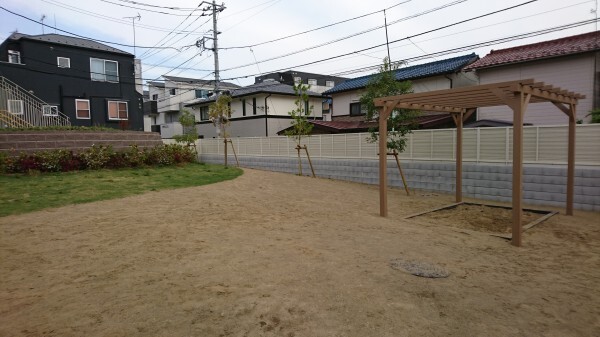 アスク岩戸北保育園園庭