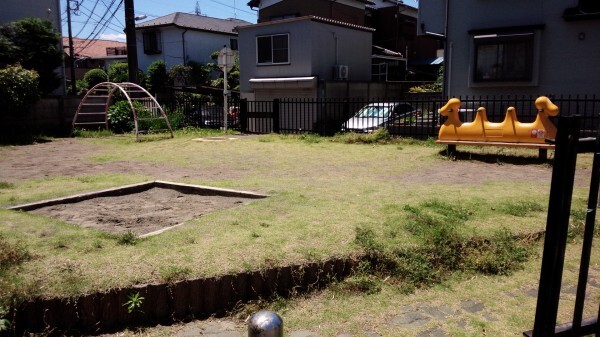 覚東児童遊園　遊具
