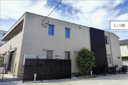 建物（入口側）